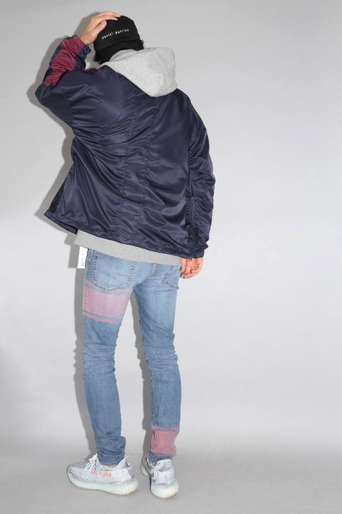 River / Styling