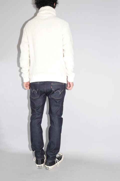 River / Styling