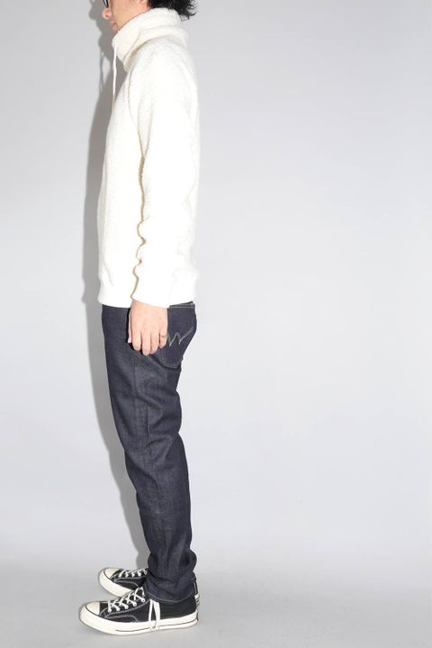 River / Styling