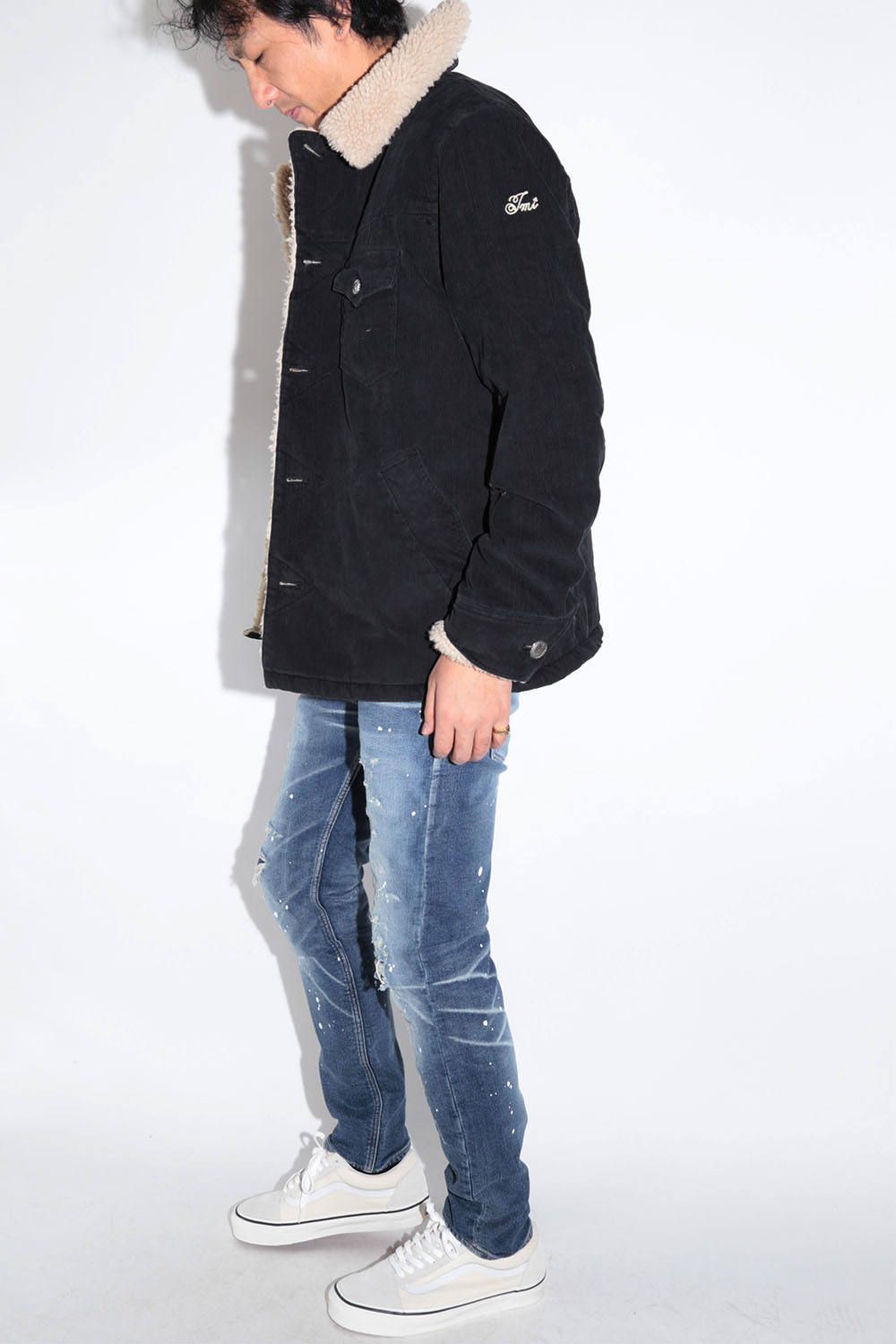 River / Styling