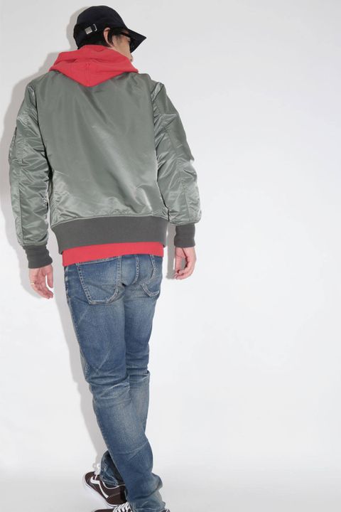 River / Styling