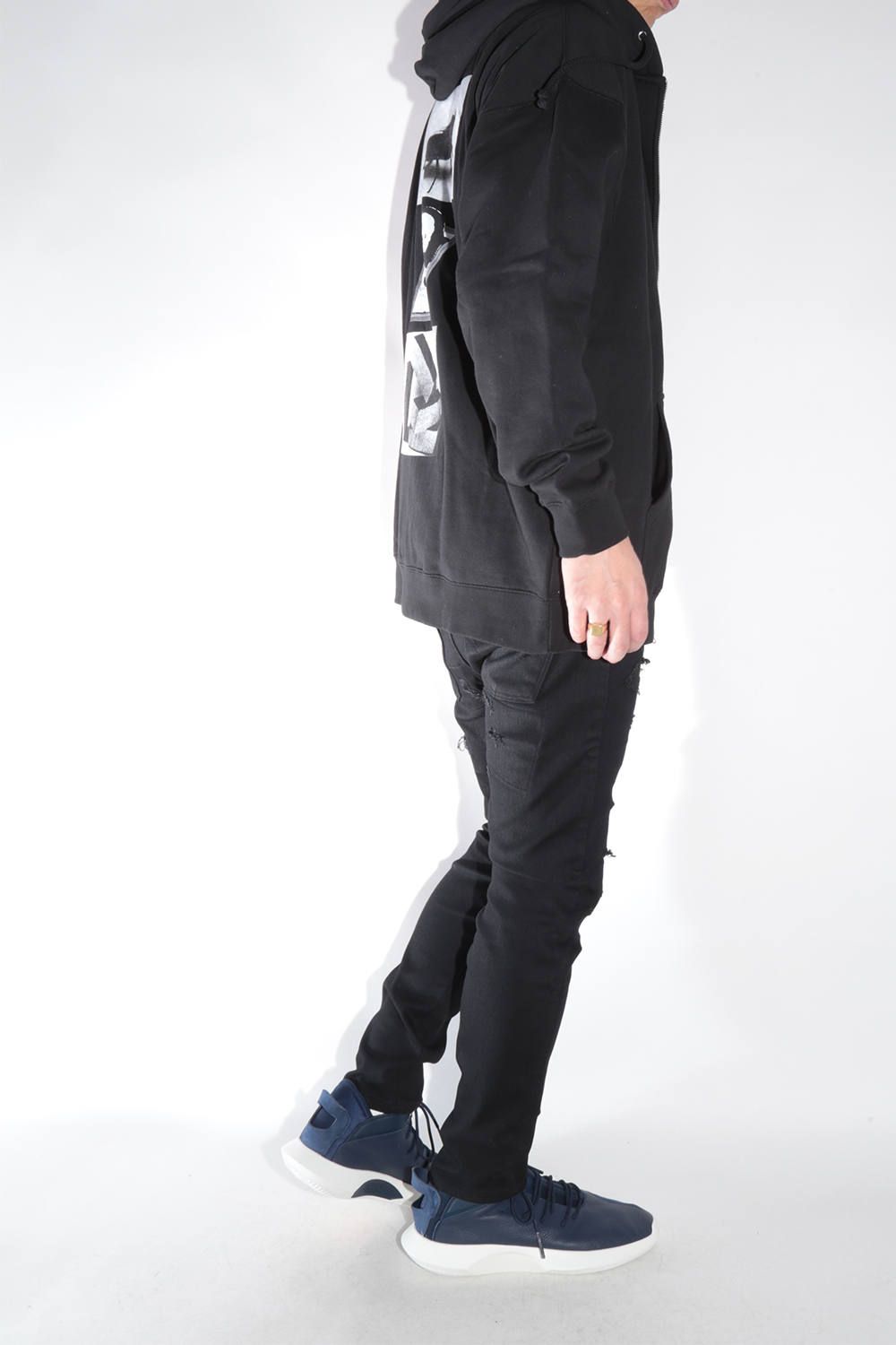 STYLE NO. 1899