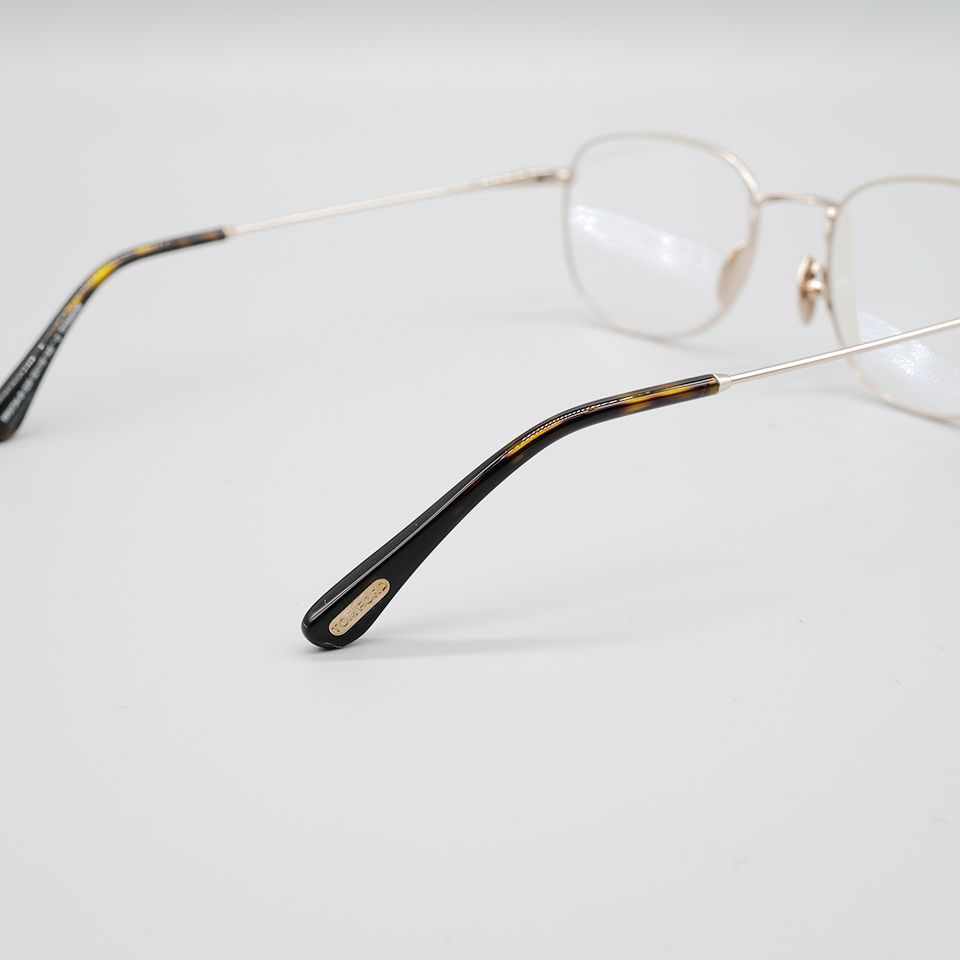 TOM FORD EYEWEAR - FT5734-B-52016 / メガネ フレーム / アジアンフィット /ユニセックス / シルバーチタンフレーム  | River