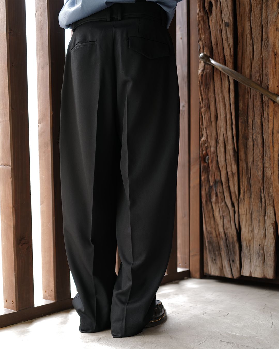 BELTED PANTS  Black