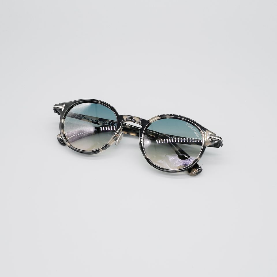 TOM FORD EYEWEAR - FT1150-D-4855P / サングラス / アジアンフィット【日本企画】 / ユニセックス /  ブラックxクリアベージュフレーム | River