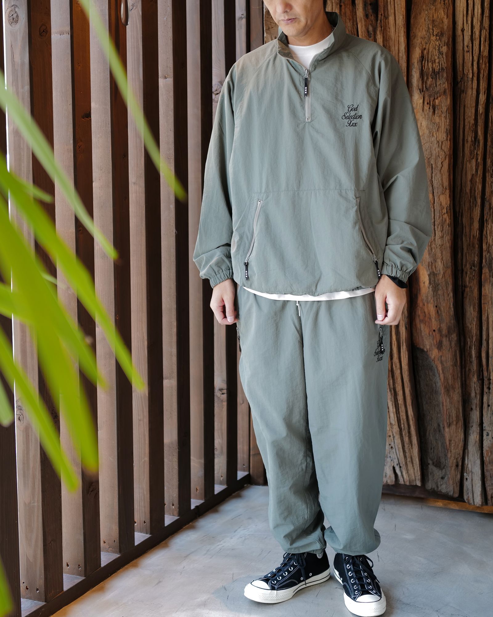 GX-A26-PT-01  NYLON JODHPURS  OLIVE