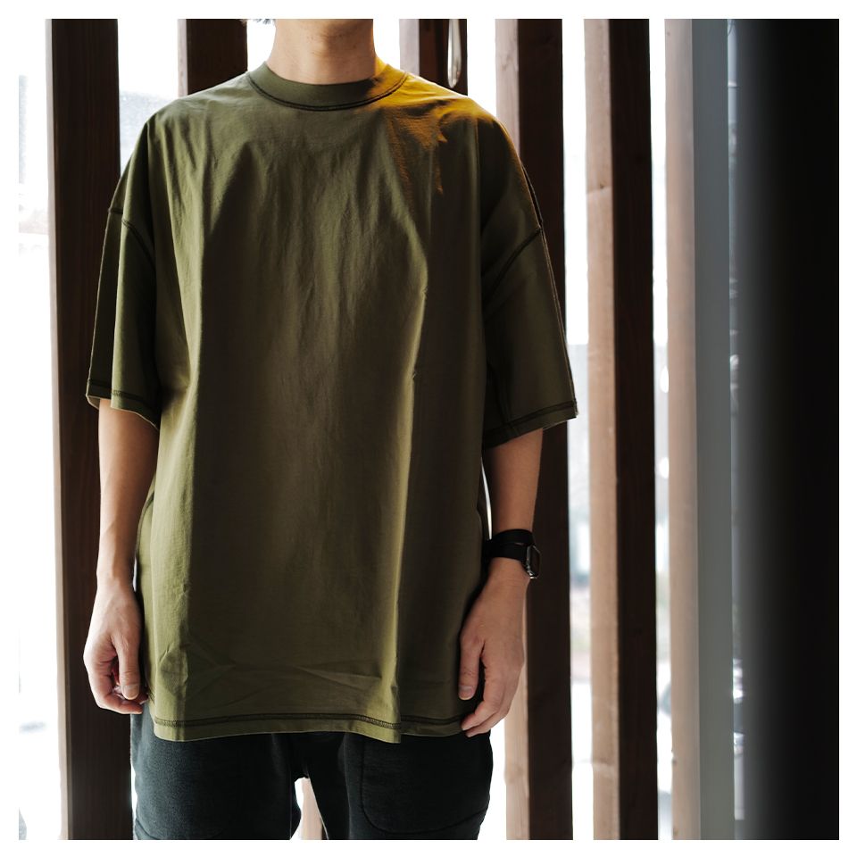INSIDE OUT SLOGAN TEE  A.Green