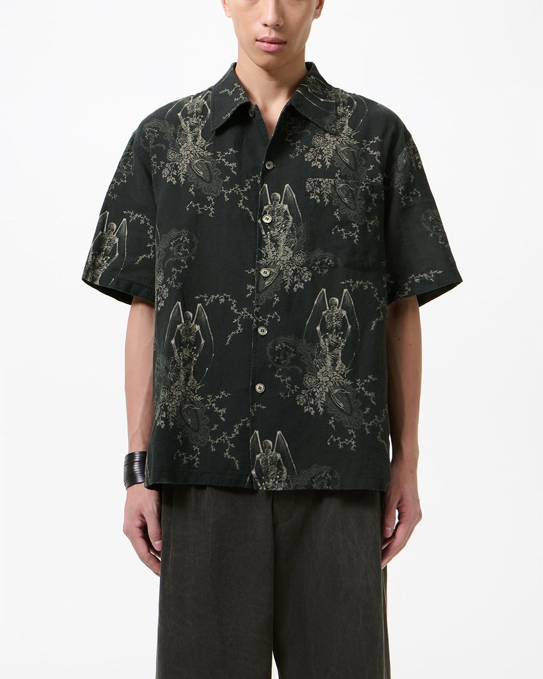 EVERY SHIRT SHORTSLEEVE  Death Paisley Print