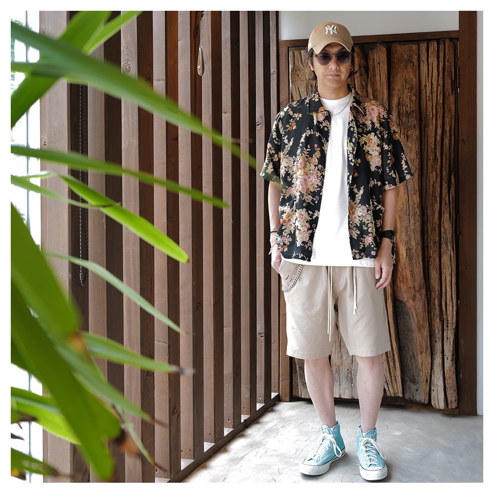 ELDER SHIRT SHORTSLEEVE    Black Floral Tapestry Print