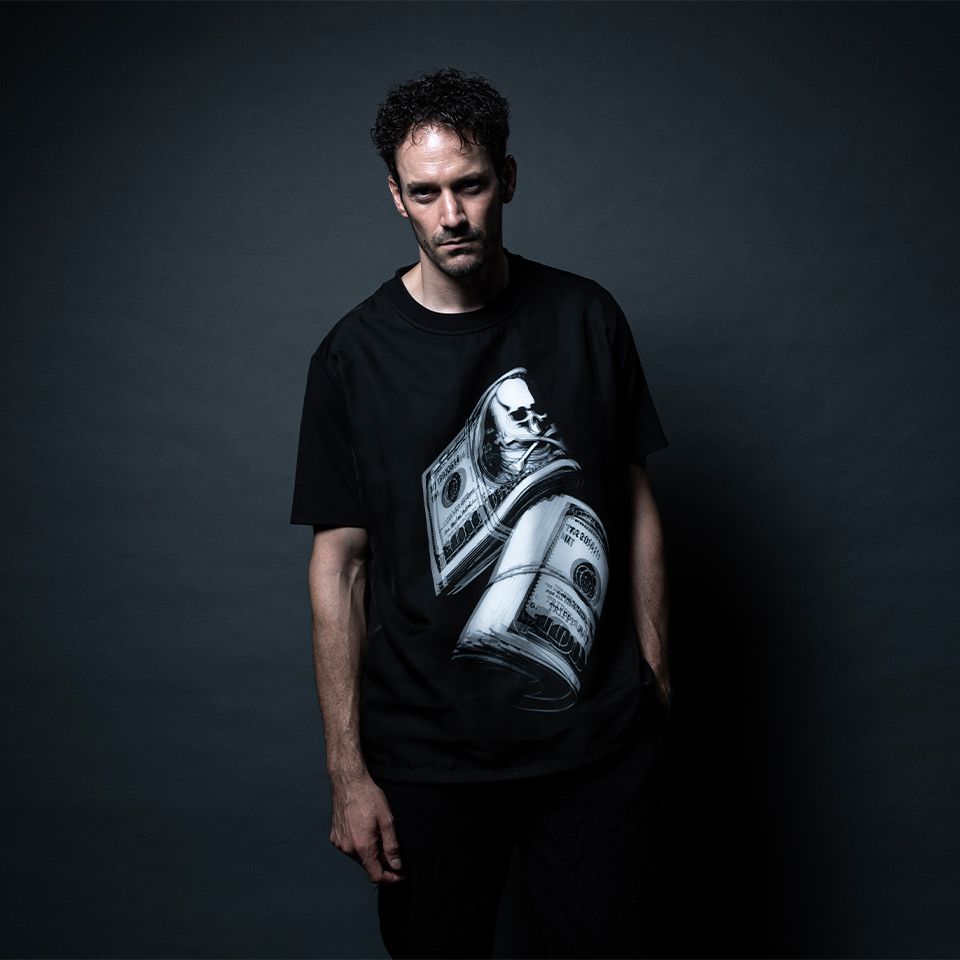 xTRIPPY ART  TEE $1,000  Black