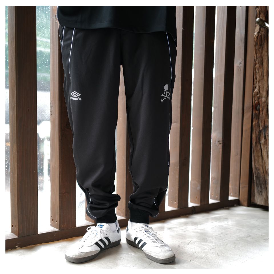 x UMBRO TRACK PANTS