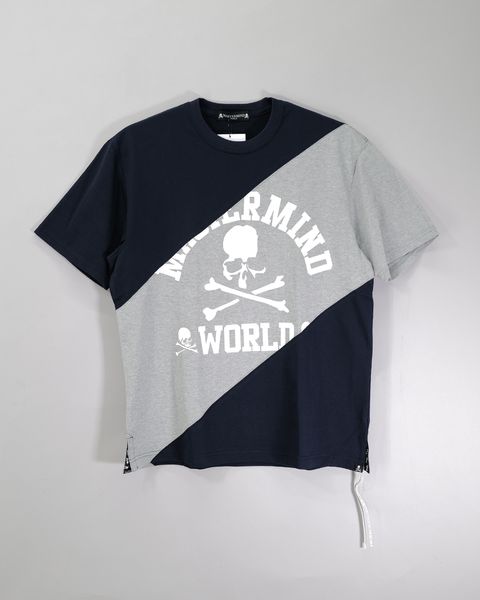 【MASTERMIND WORLD】 DIAGONAL BLOCKED SS TEE  NAVY x TOP GRAY x NAVY