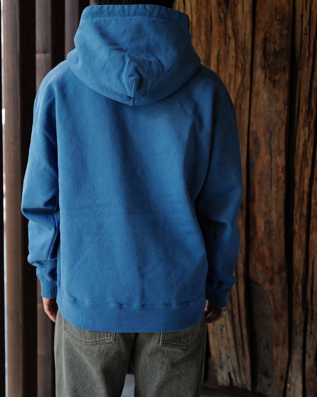 GX-A26-CS-05  HOODIE   BLUE