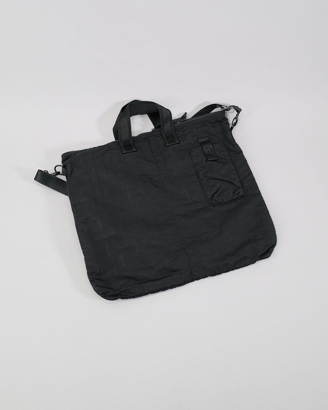 Nylon B Shoulder Bag Black