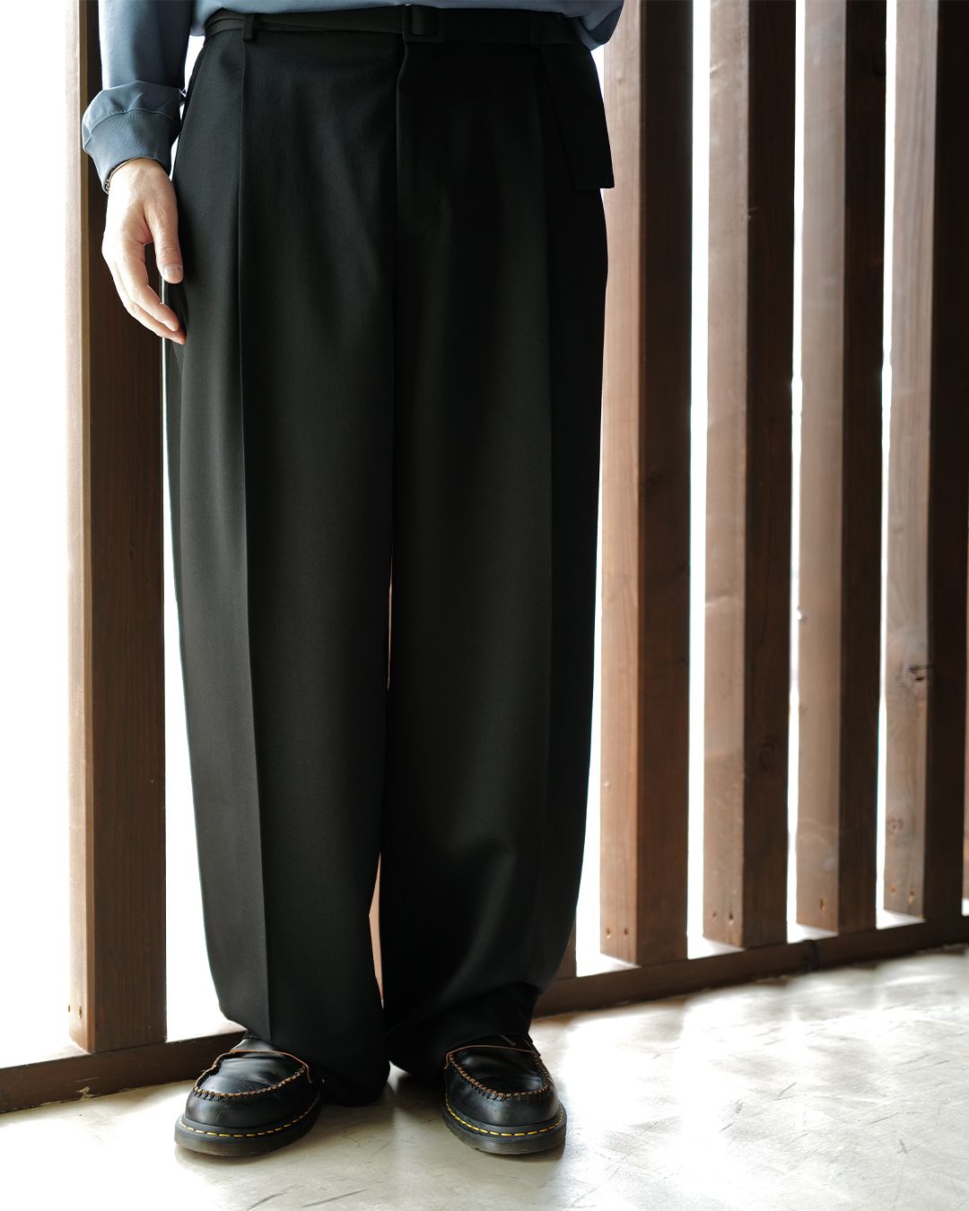 BELTED PANTS  Black