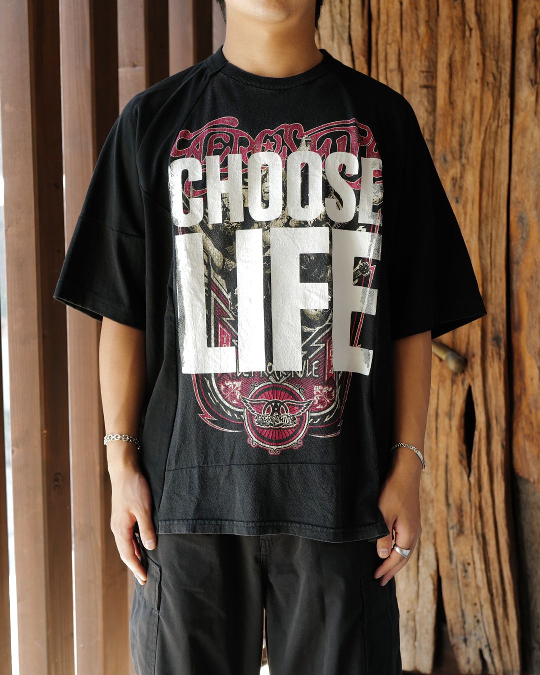 KATHARINE HAMNETT x changes  TEE  Black