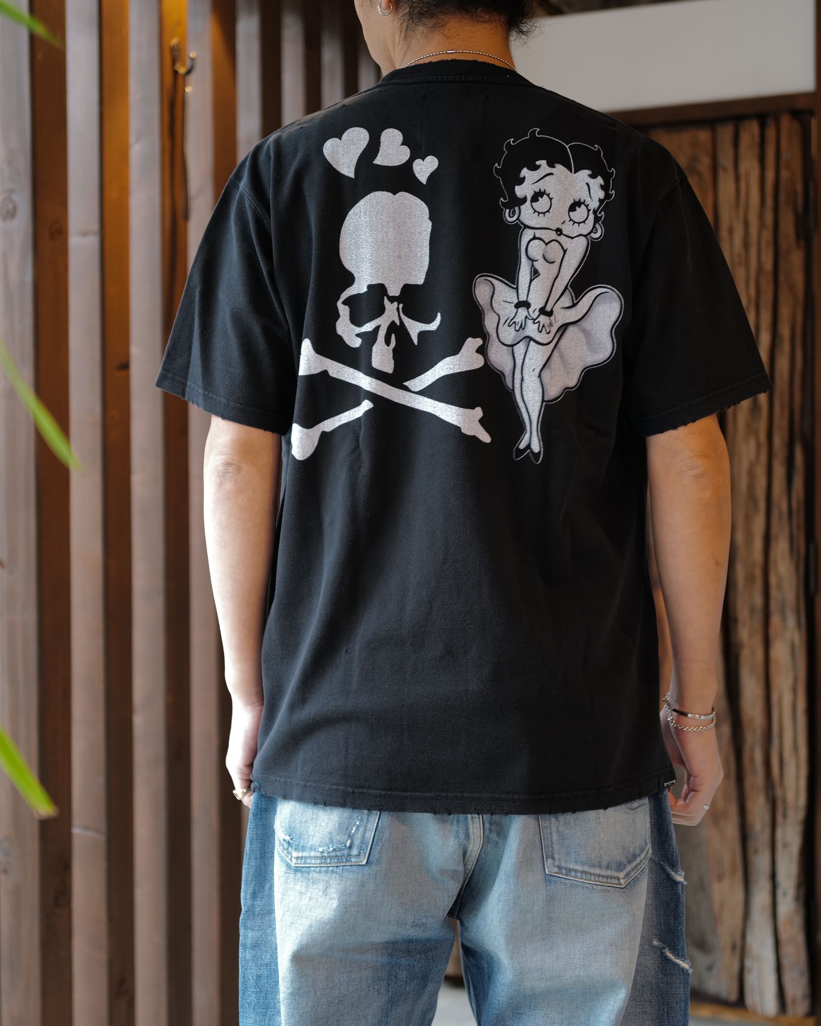 【MASTERMIND WORLD】 xBETTY BOOP S/S TEE ( DAMEGED ) MONOCHROME <REGULAR FIT>