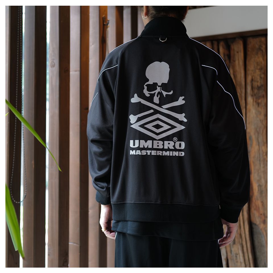 x UMBRO TRACK JACKET