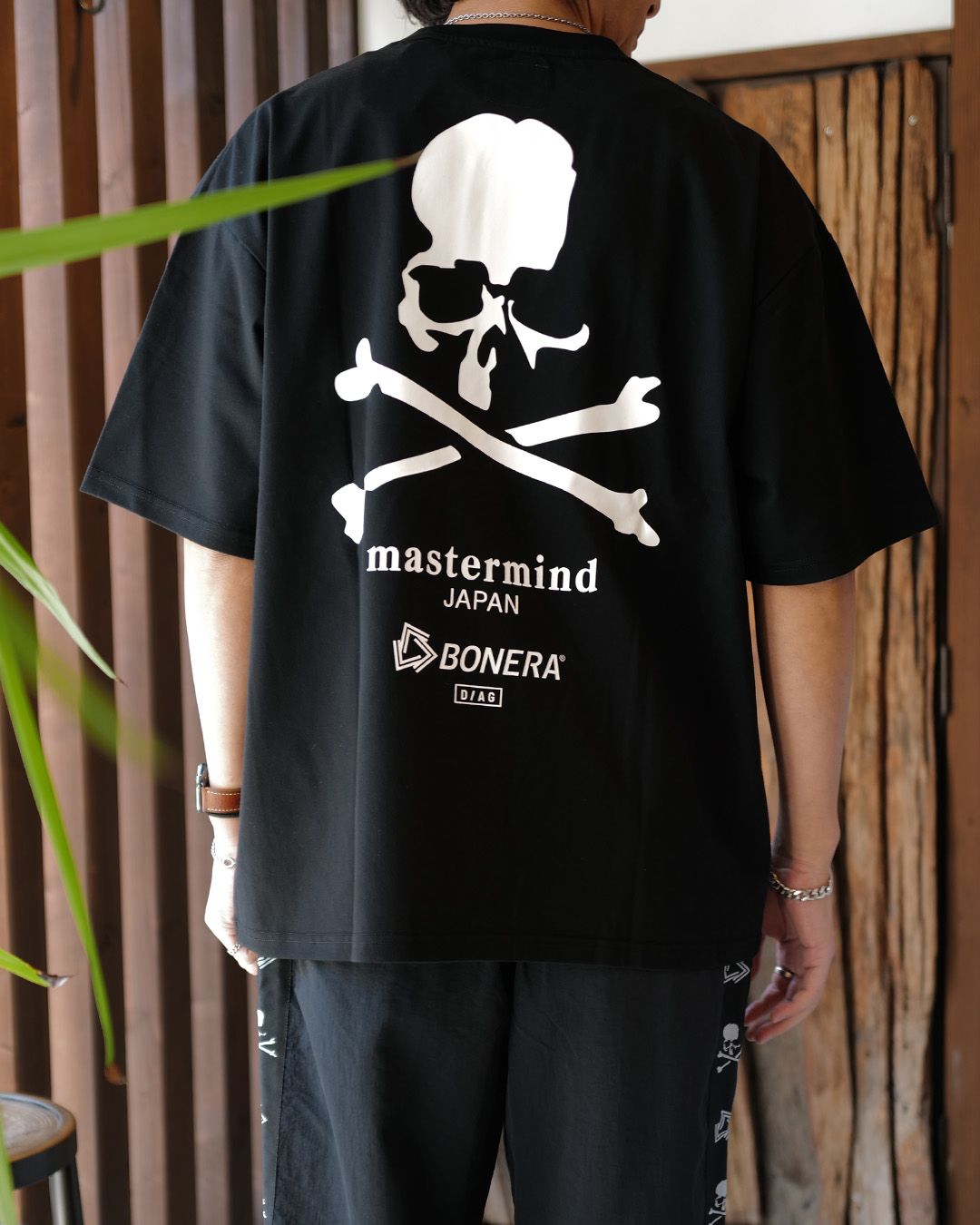 【mastermindJAPAN】 xBONERA  SHORT SLEEVE T-SHIRT BLACK