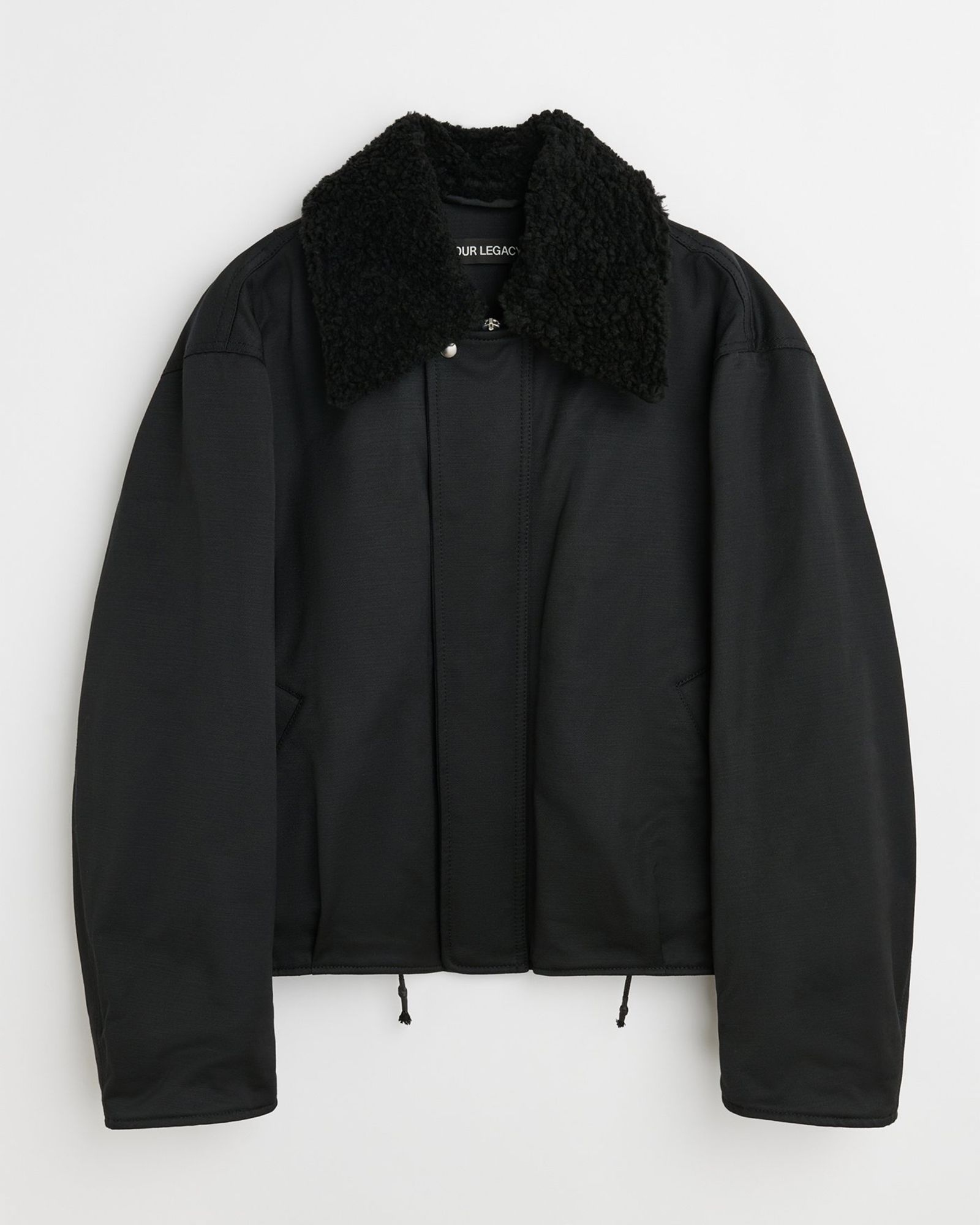 ACE JACKET	Black Aero Nylon