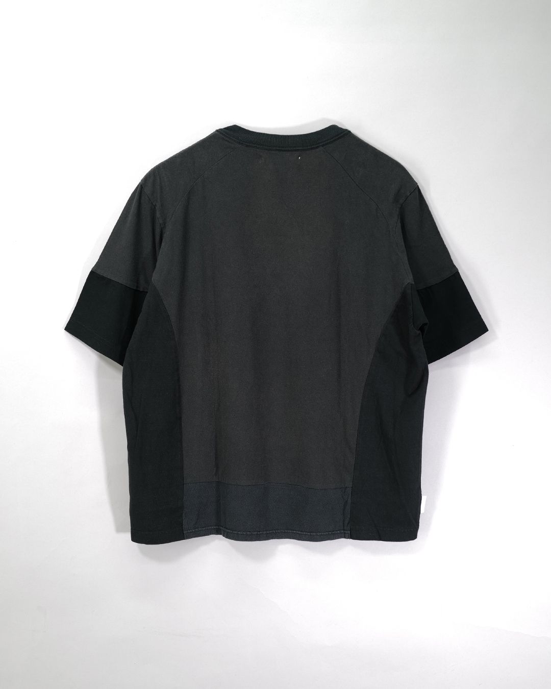 KATHARINE HAMNETT x changes  TEE  Black