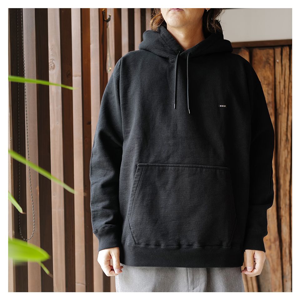 【GOD SELECTION XXX】GX-A25-CS-02 ロゴ フーディー/国内発送 GOD SELECTION XXX - 【Last1点 L】 GX-A25-CS-02 HOODIE BLACK