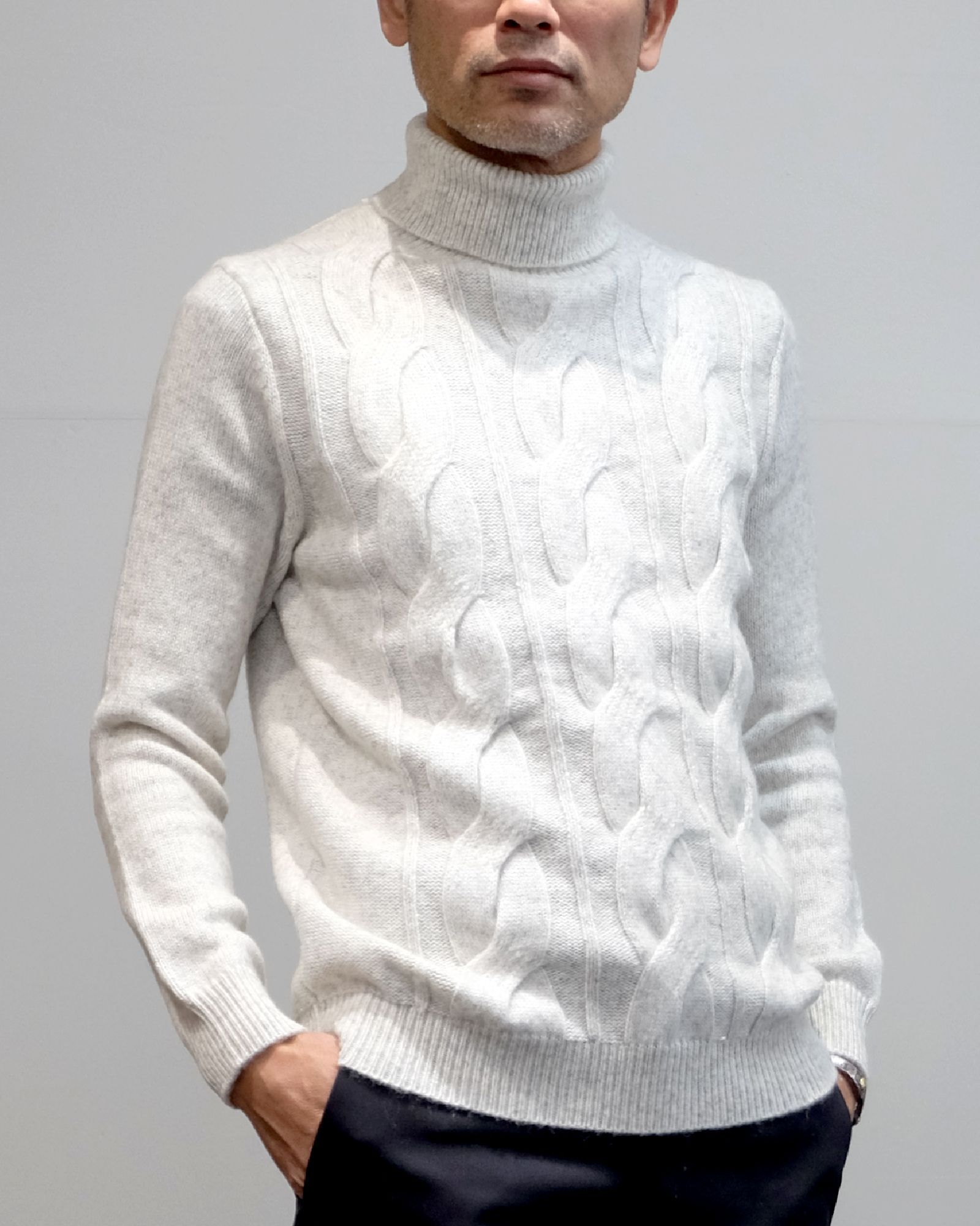 junhashimoto ジュンハシモト タートルネックニット サイズ4
