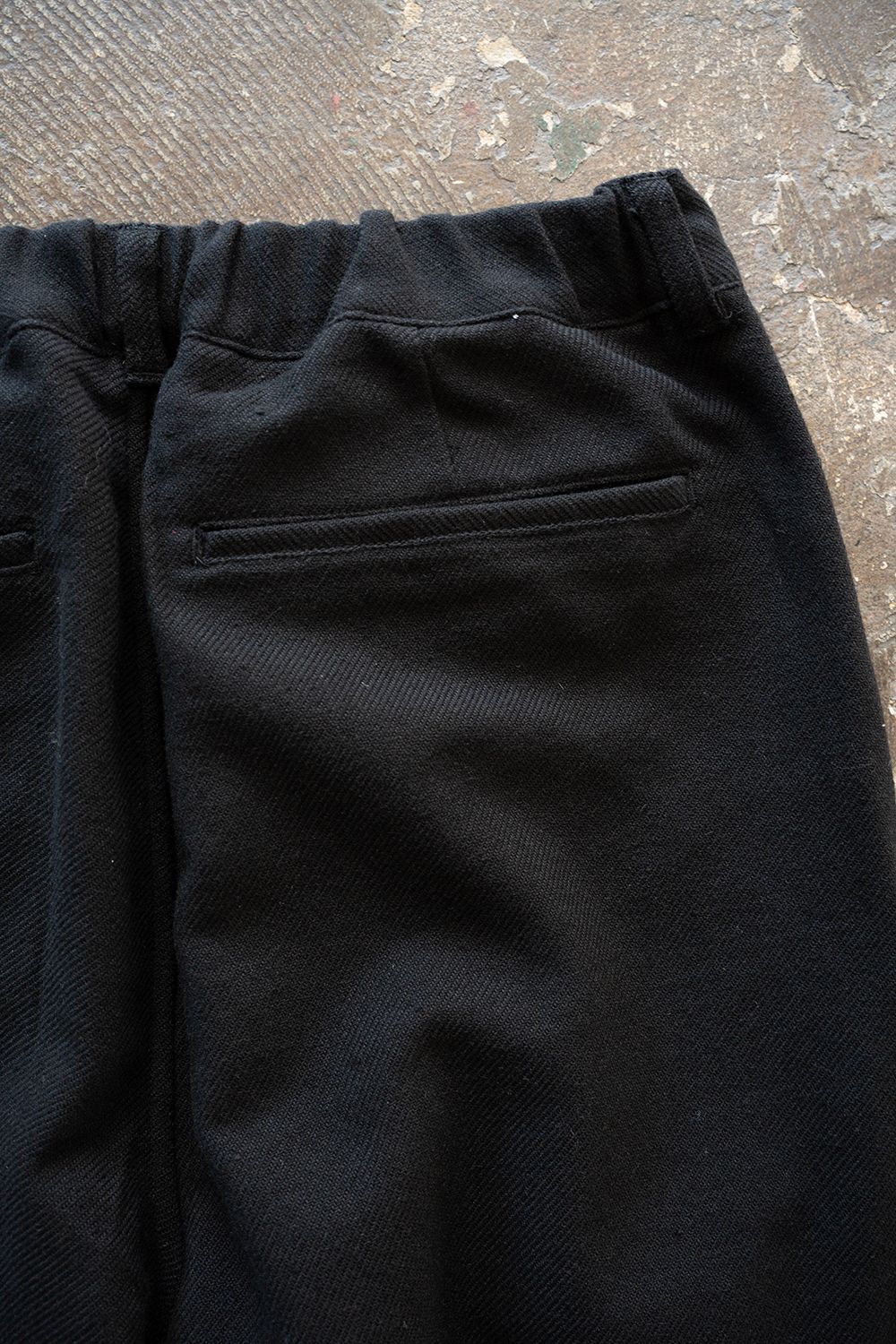 【26AW】2-Tack Herringbone Wide Slacks/2タックワイドスラックス(BLACK)