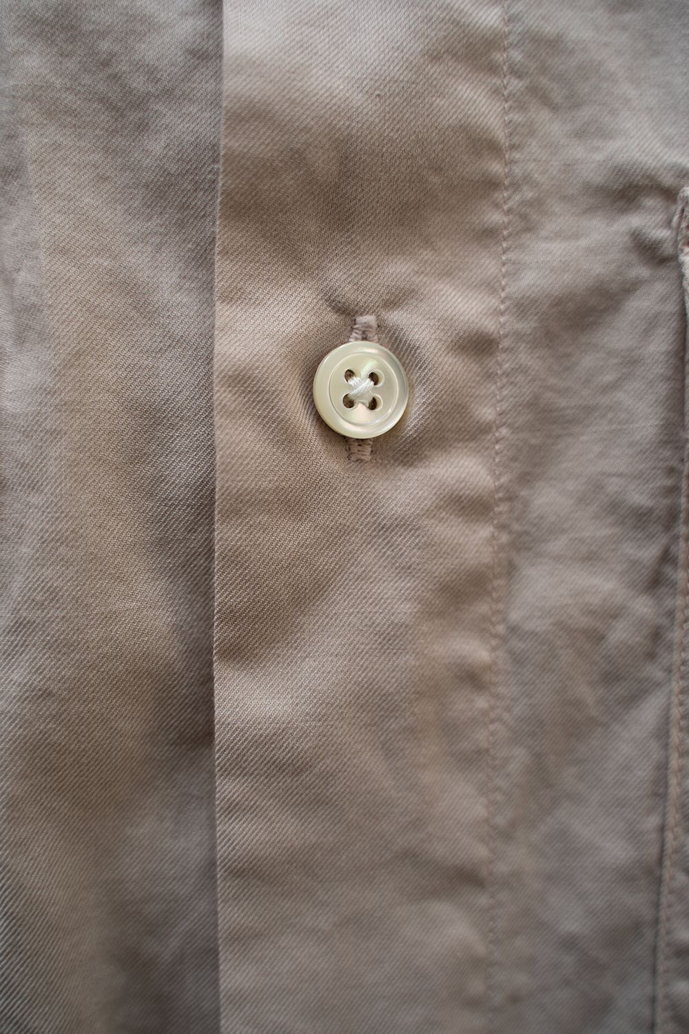 【ラスト1点】【23SS】シルク混両胸ポケットバンドカラーシャツ(PINK BEIGE)