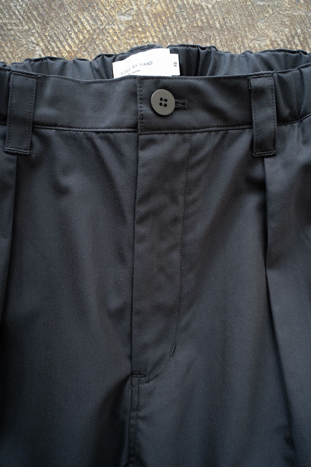 【ラスト1点】【25SS】キュプラ混ツイルインタックイージーパンツ(DARK NAVY)