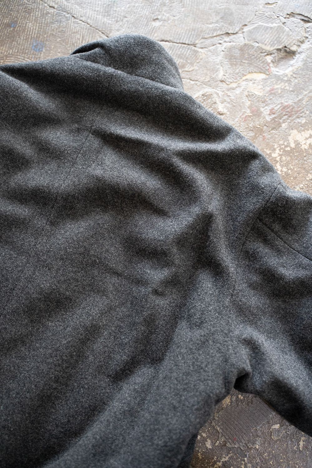 【25AW】ラムウールシンサレートスタンドカラーブルゾン(CHARCOAL)