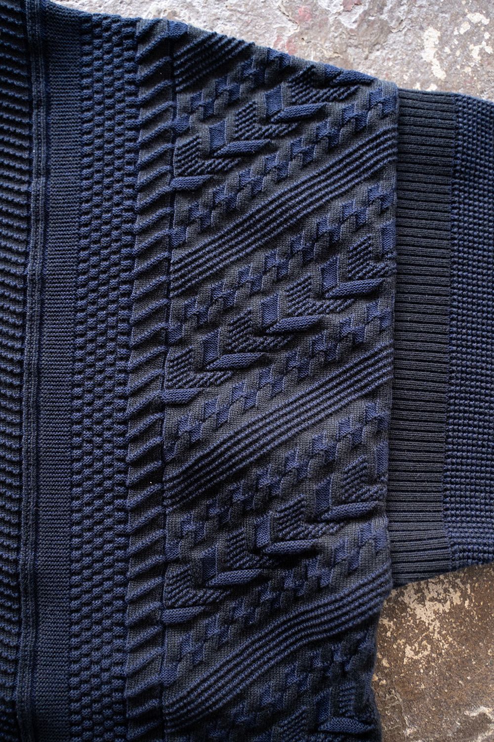 YASHIKI - 【ラスト1点】【23SS】Hanadoki Knit(NAVY) | Salty