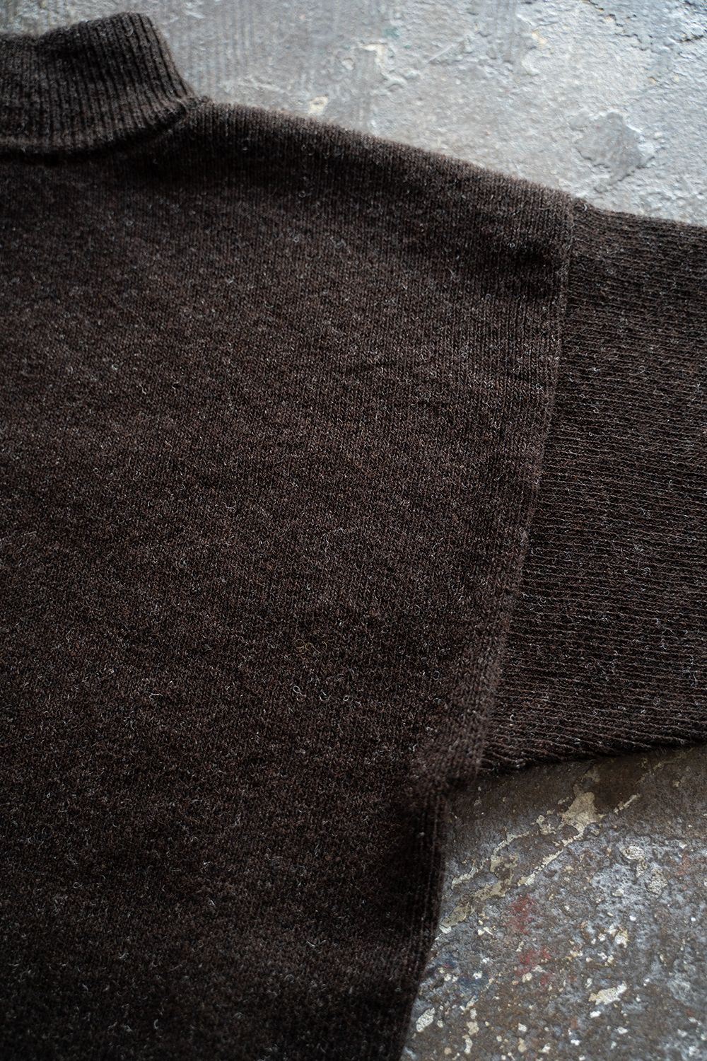 Hard twisted Shetlandwool GOB sweater(BROWN)