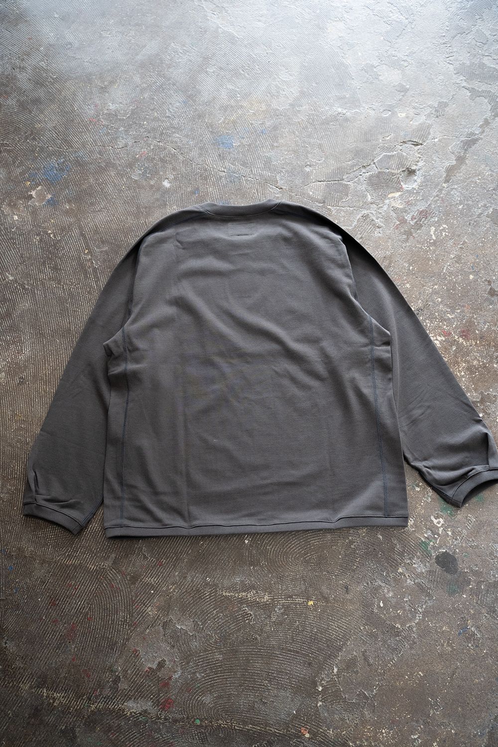 【ラスト1点】【22AW】スビンコットンサドルスリーブカットソー(CHARCOAL)