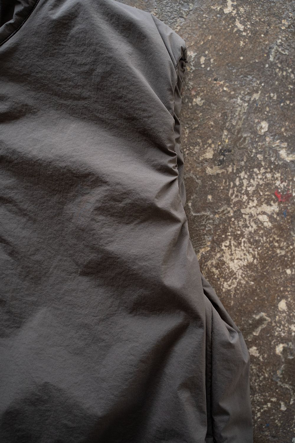 STILL BY HAND - 【ラスト1点】【24AW】シンサレートプル