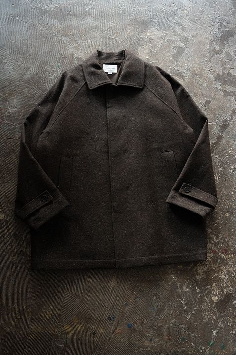 【26AW】ウール×シルクステンカラーハーフコート(DARK BROWN)