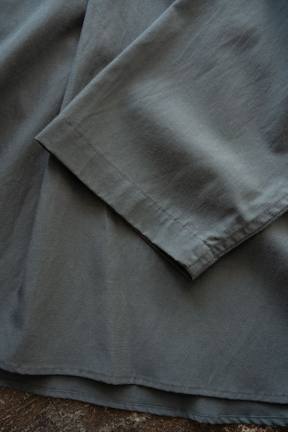 【26SS】キュプラ×コットンプルオーバーシャツ(BLUE GREY)