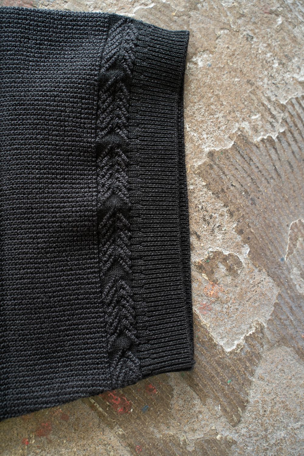 YASHIKI - 【ラスト1点】【23SS】Harukaze Henley Knit(BLACK) | Salty