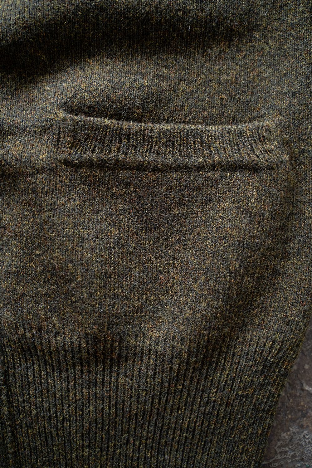 【ラスト1点】Hard twisted Shetlandwool type C-2(KHAKI MIX)