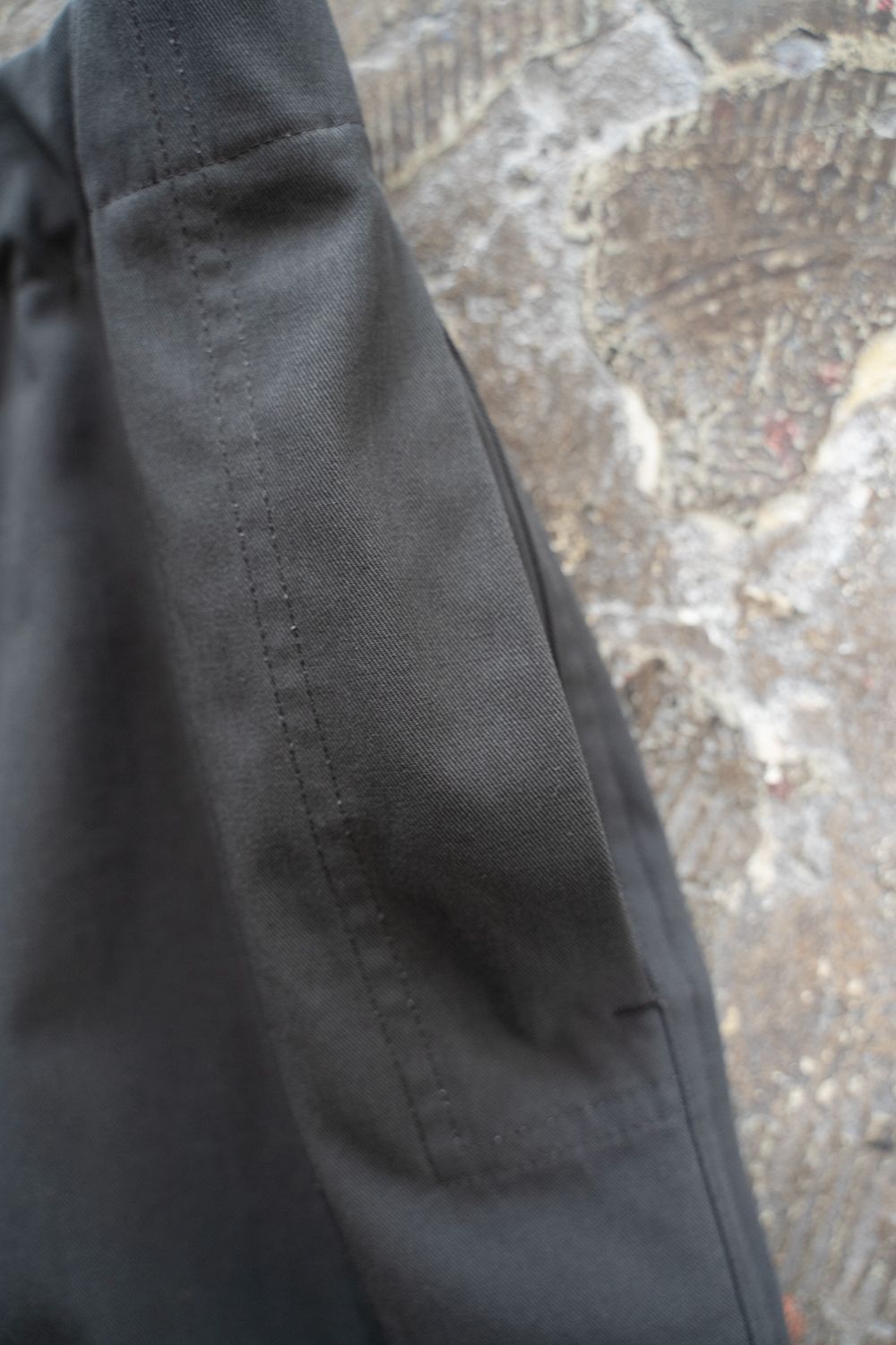 【ラスト1点】【23SS】強撚コットン×ポリエステルワイドイージーパンツ(CHARCOAL)
