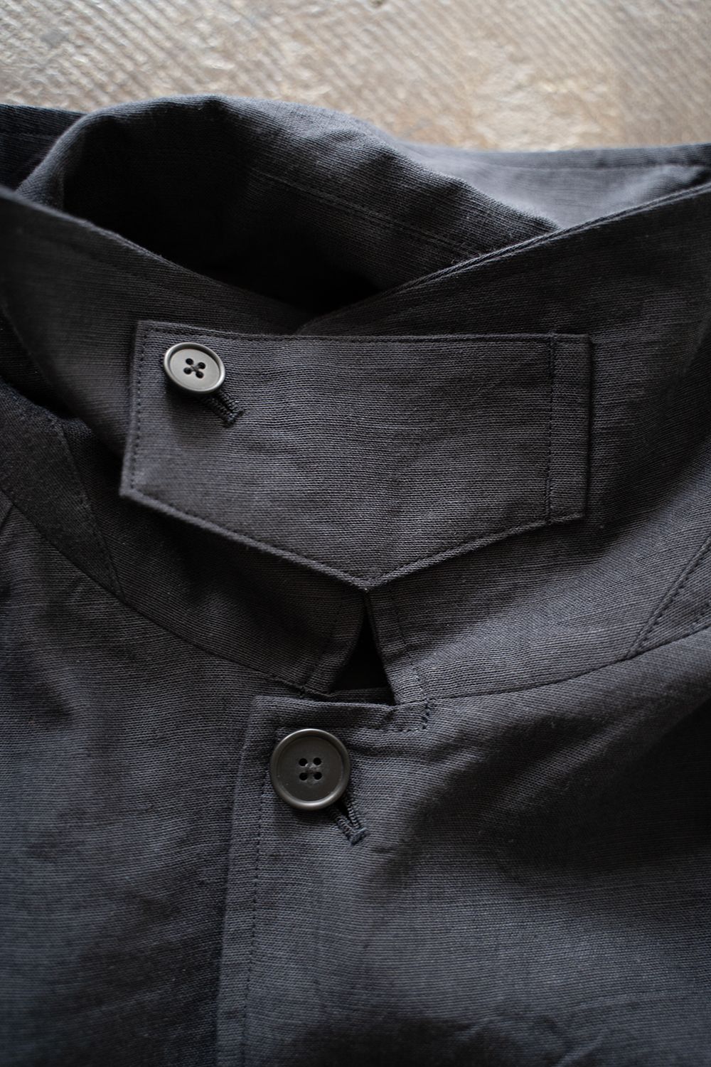 【ラスト1点】【25SS】コットン×リネンステンカラーハーフコート(NAVY)