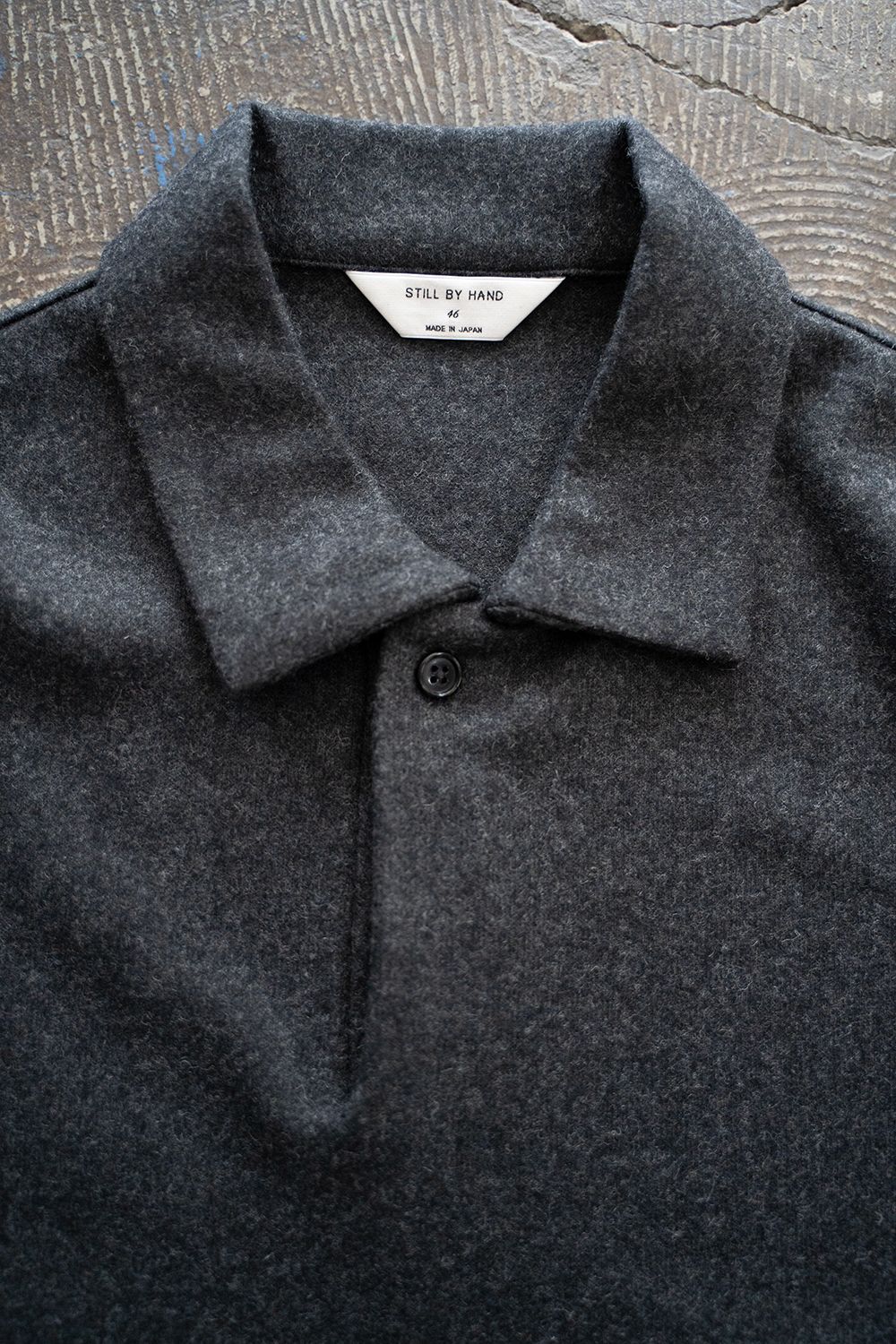 【25AW】ウール×シルクプルオーバー(CHARCOAL)