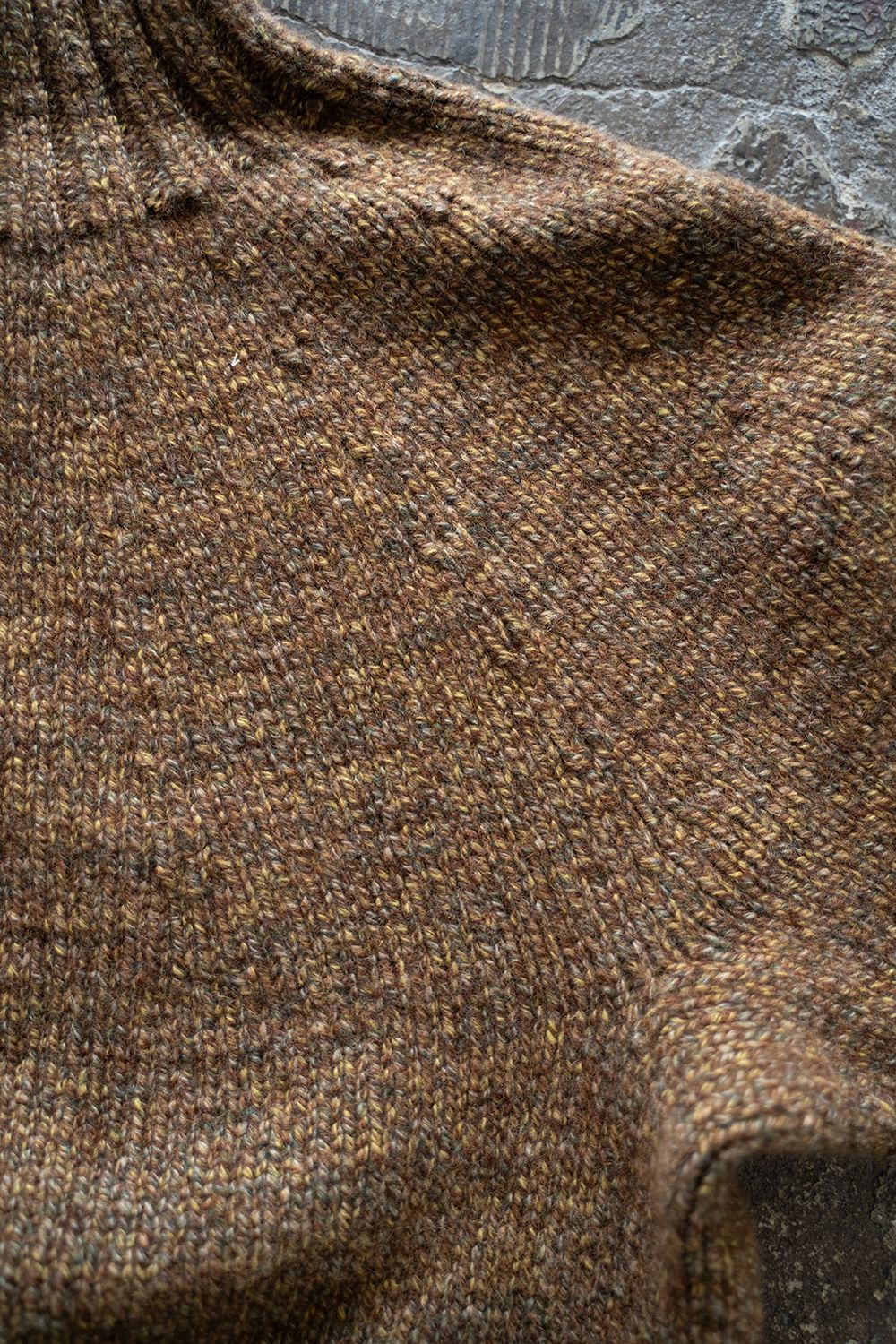 【ラスト1点】yak/lambs multi ply HAND KNITTING yoke top turtle neck sweater(MARRON)