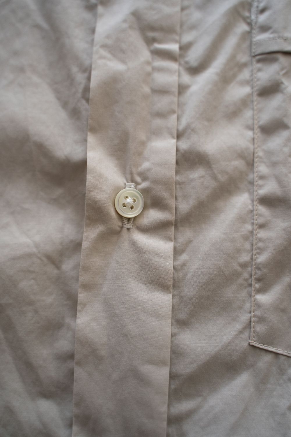 【ラスト1点】【22SS】半袖ブロードレギュラーカラーシャツ(LIGHT BEIGE)