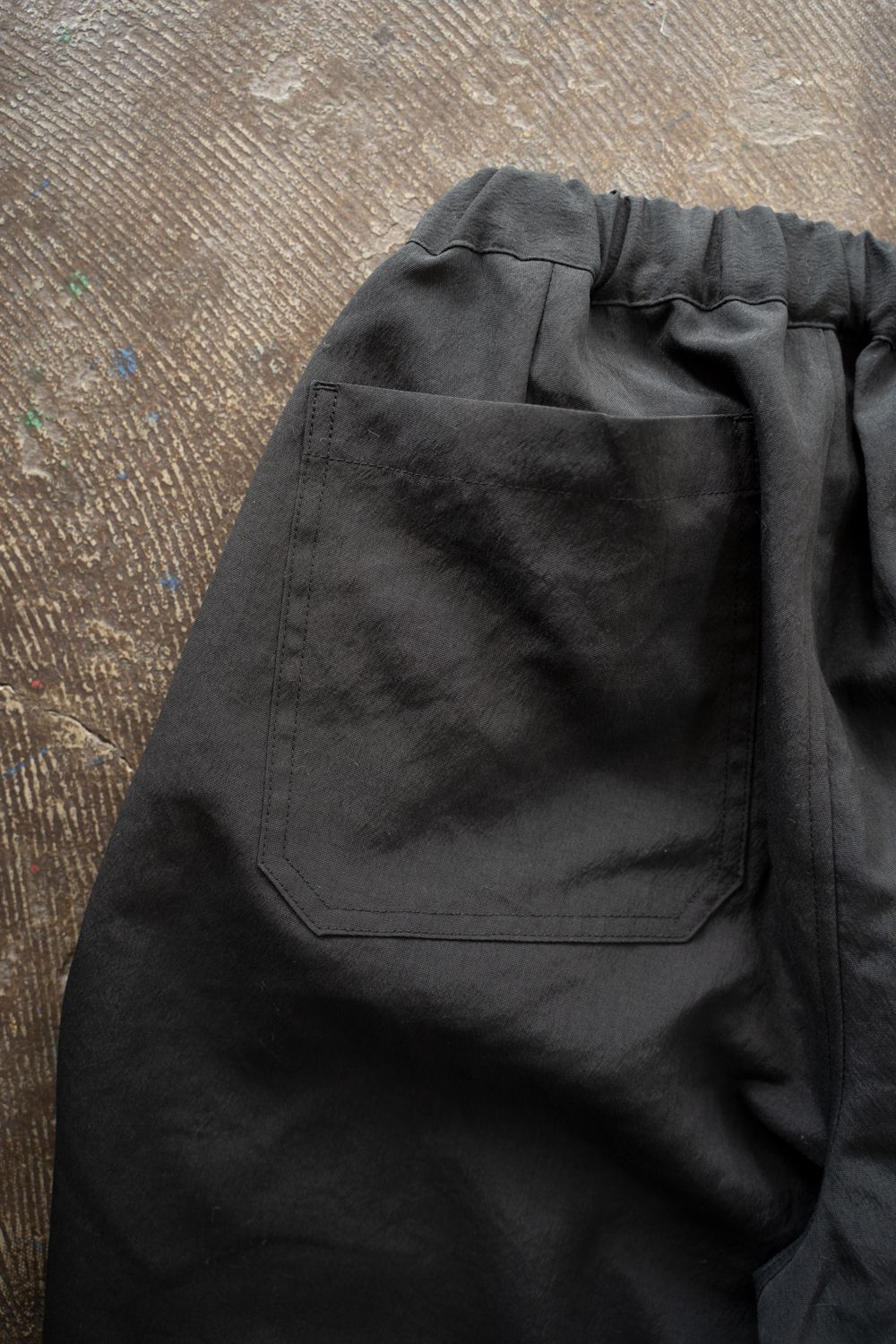 【25AW】ポリエステル2タックイージーパンツ(BLACK)