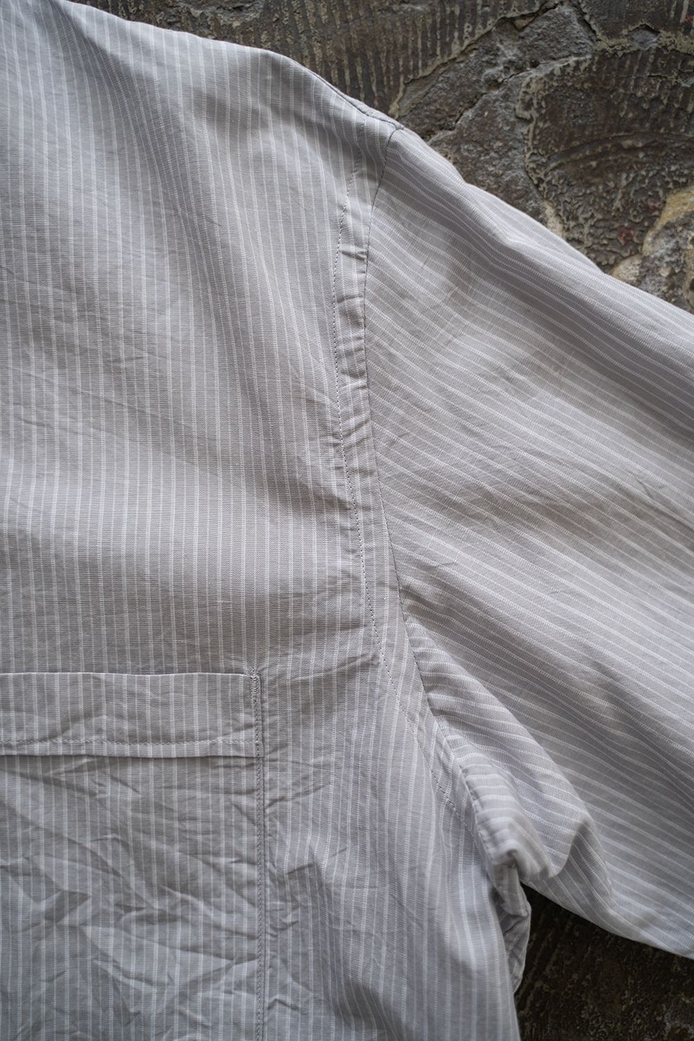 【ラスト1点】【24SS】ラミー混バンドカラープルオーバーシャツ(GRAY STRIPE)