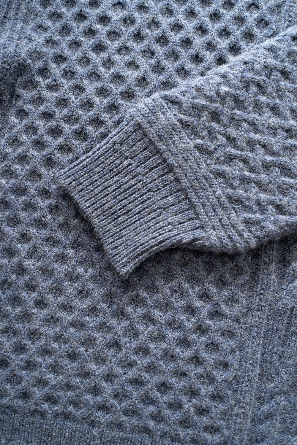 YASHIKI - 【ラスト1点】【22AW】Tokei Knit(BLUE) | Salty