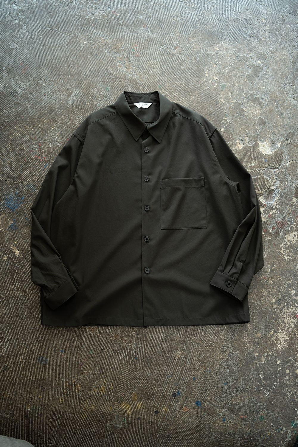 【26AW】コットンギャバジンオーバーシャツ(KHAKI BROWN)
