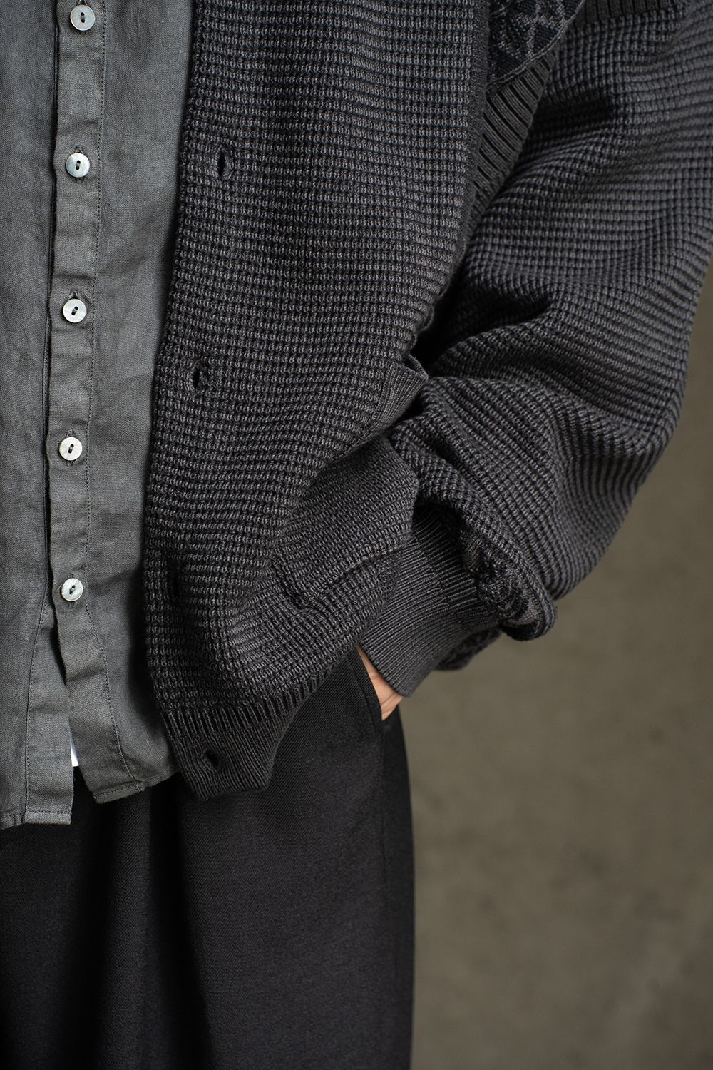 YASHIKI - 【25AW】Ginka Cardigan(BLACK) | Salty