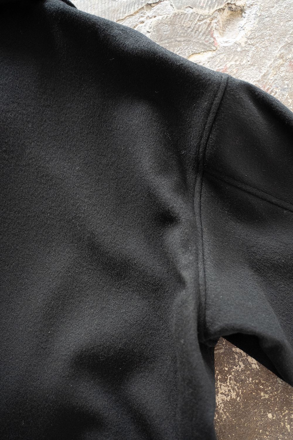 【ラスト1点】【22AW】ラムウールローデンクロスコート(BLACK)